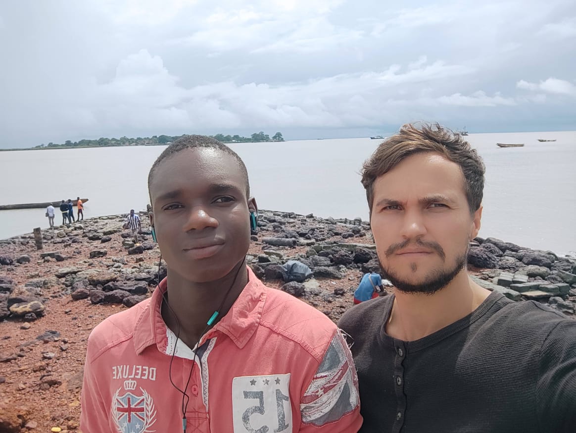 Echipa în Guinea-Bissau